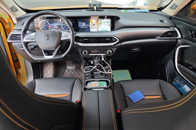 Used Bestune T77 2019 230 TID Automatic Prestige Version China VI Interior 2