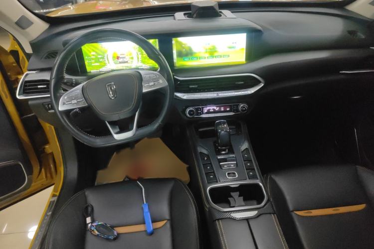 Used Bestune T77 2019 230 TID Automatic Prestige Version China VI Interior 2