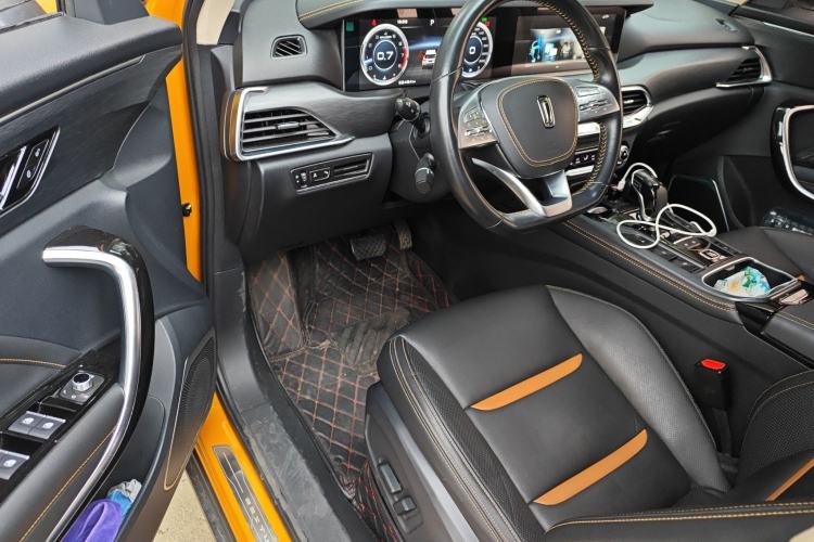 Used Bestune T77 2019 230 TID Automatic Prestige Version China VI Interior 3