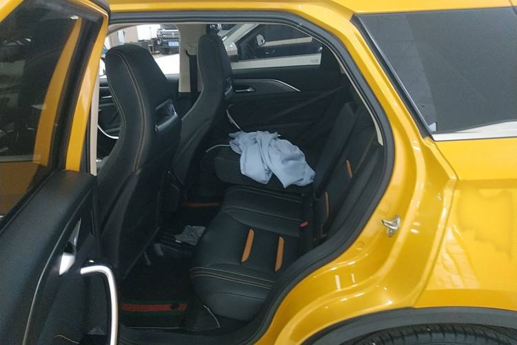 Used Bestune T77 2019 230 TID Automatic Prestige Version China V Emission Standard Interior 4