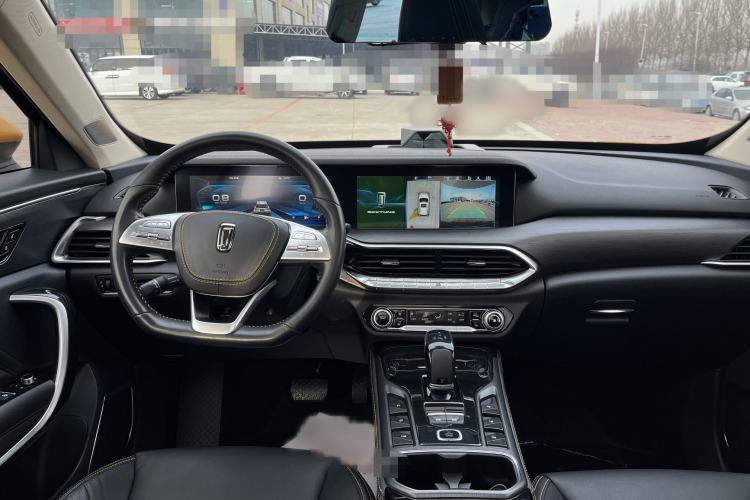 Used Bestune T77 2019 230 TID Automatic Prestige Version China VI Interior 4