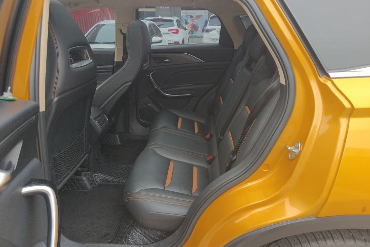 Used Bestune T77 2019 230 TID Automatic Luxury Version National V Interior 4