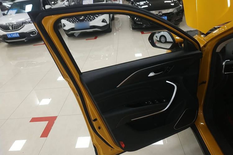 Used Bestune T77 2019 230 TID Automatic Prestige Version China V Emission Standard Interior 7
