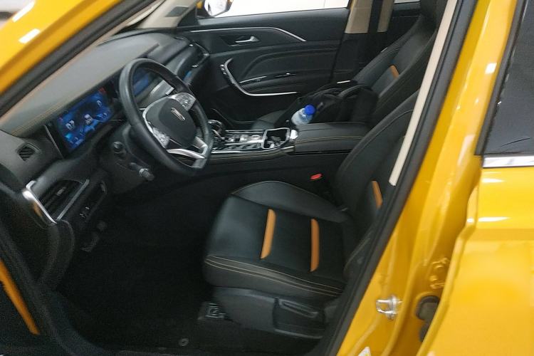 Used Bestune T77 2019 230 TID Automatic Prestige Version China V Emission Standard Left Front Seat