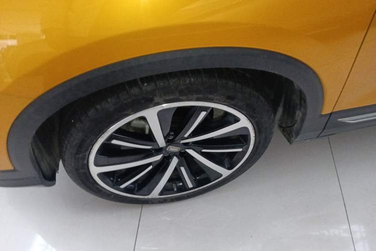 Used Bestune T77 2019 230 TID Automatic Prestige Version China VI Emission Standard Left Front Wheel Hub