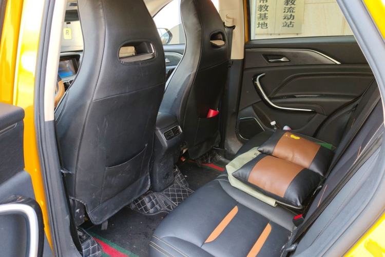 Used Bestune T77 2019 230 TID Automatic Luxury Version China VI Emission Standard Left Rear Seat