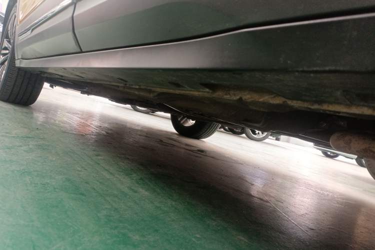 Used Bestune T77 2019 230 TID Automatic Luxury Version China VI Emission Standard Left Side Sill