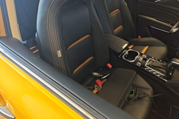 Used Bestune T77 2019 230 TID Automatic Luxury Version China VI Emission Standard Right Front Seat