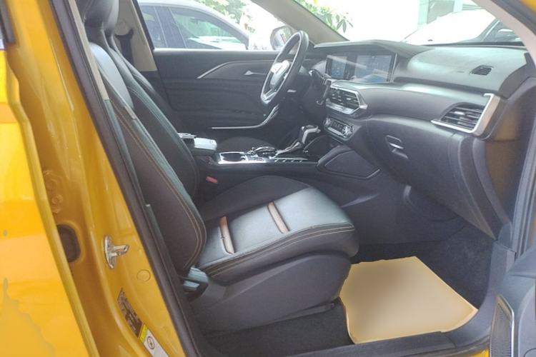 Used Bestune T77 2019 230 TID Automatic Luxury Version National V Right Front Seat