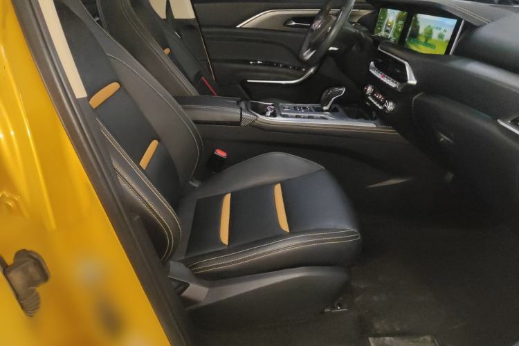 Used Bestune T77 2019 230 TID Automatic Prestige Version China VI Right Front Seat