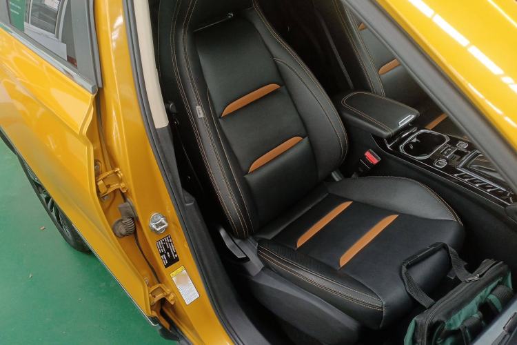 Used Bestune T77 2019 230 TID Automatic Luxury Version China VI Emission Standard Right Front Seat
