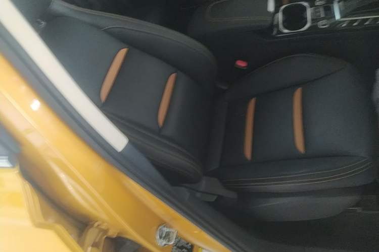 Used Bestune T77 2019 230 TID Automatic Luxury Version China VI Emission Standard Right Front Seat