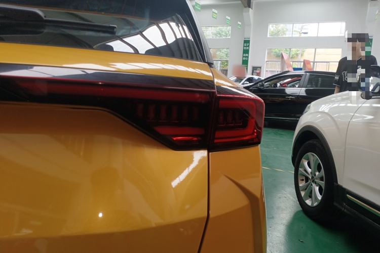 Used Bestune T77 2019 230 TID Automatic Luxury Version China VI Emission Standard Right Rear Taillight