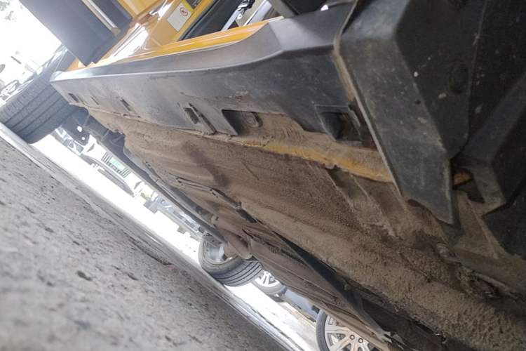 Used Bestune T77 2019 230 TID Automatic Luxury Version National V Right Side Sill