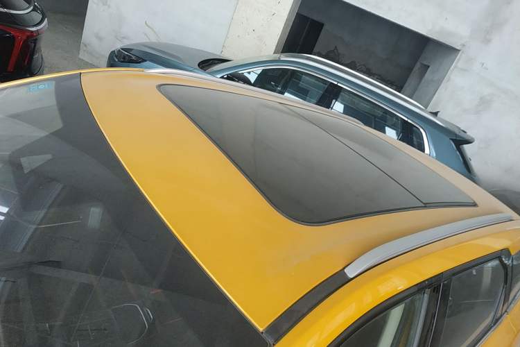 Used Bestune T77 2019 230 TID Automatic Prestige Version China VI Roof