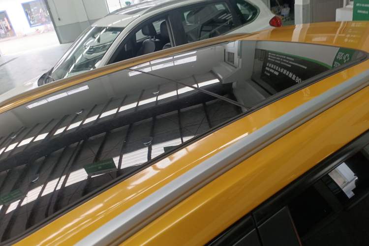 Used Bestune T77 2019 230 TID Automatic Luxury Version China VI Emission Standard Roof