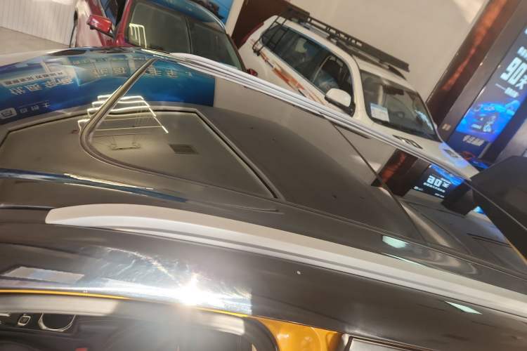 Used Bestune T77 2019 230 TID Automatic Luxury Version China VI Emission Standard Roof