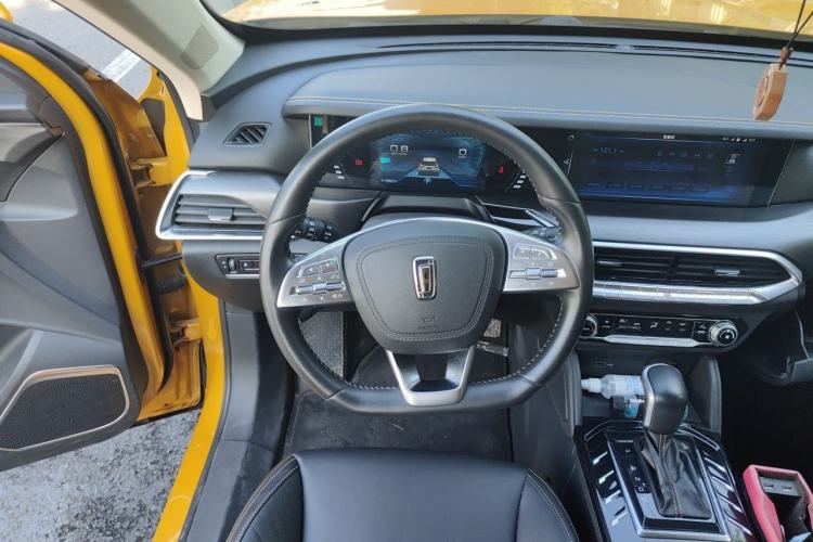 Used Bestune T77 2019 230 TID Automatic Luxury Version China VI Emission Standard Steering Wheel