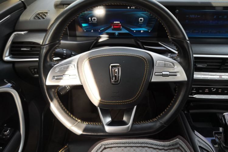Used Bestune T77 2019 230 TID Automatic Prestige Version China VI Steering Wheel