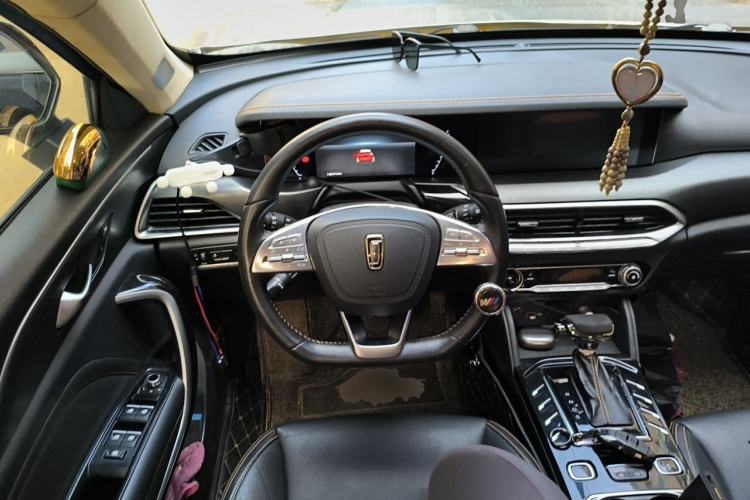 Used Bestune T77 2019 Facelift 230 TID Automatic Luxury Version China V Emission Standard Steering Wheel
