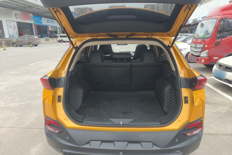 Used Bestune T77 2019 230 TID Automatic Luxury Version National V Trunk