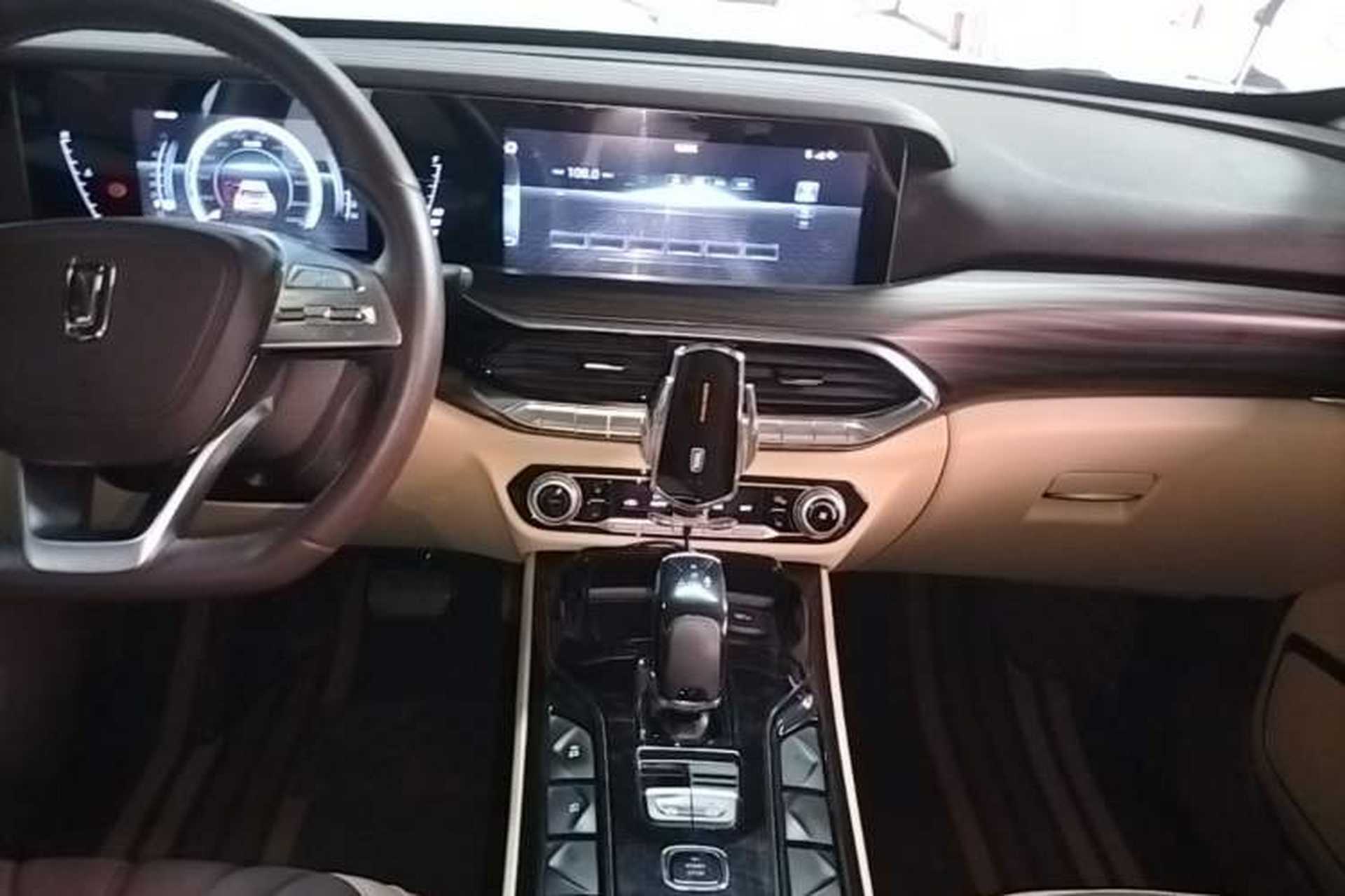 Used Bestune T77 2020 PRO 280 TID Automatic Luxury Model Audio And AC Panel