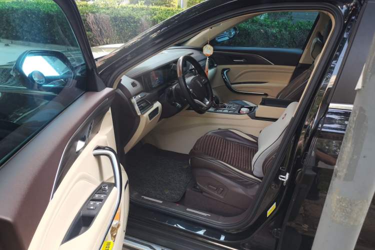 Used Bestune T77 2020 PRO 280 TID Automatic Luxury Model Driver Seat