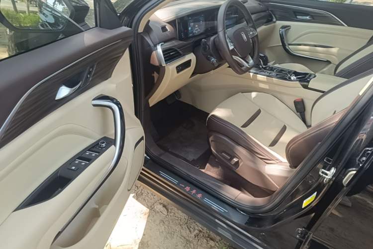 Used Bestune T77 2020 PRO 280 TID Automatic Luxury Model Driver Seat
