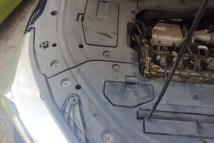 Used Bestune T77 2020 PRO 280 TID Automatic Prestige Model Engine Bay Right