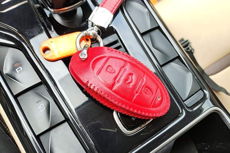 Used Bestune T77 2020 PRO 280 TID Automatic Luxury Model Interior 1