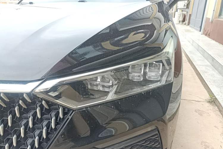 Used Bestune T77 2020 PRO 280 TID Automatic Luxury Model Left Front Headlight