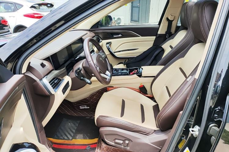Used Bestune T77 2020 PRO 280 TID Automatic Luxury Model Left Front Seat