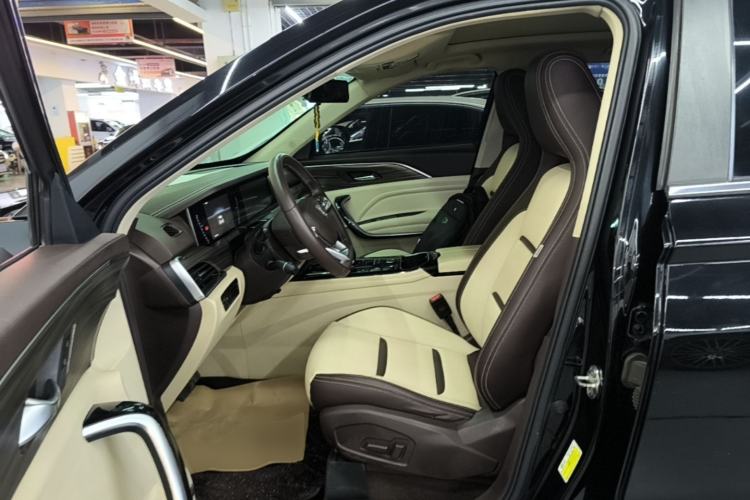 Used Bestune T77 2020 PRO 280 TID Automatic Luxury Model Left Front Seat