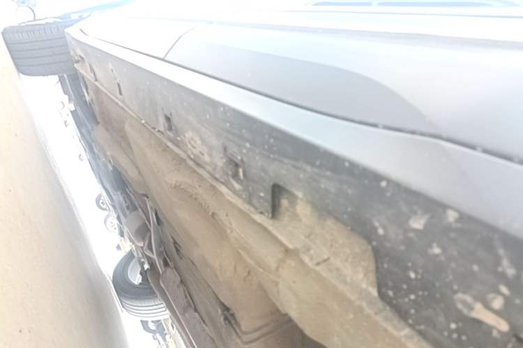 Used Bestune T77 2020 PRO 280 TID Automatic Luxury Model Left Side Sill