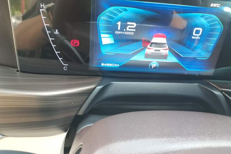 Used Bestune T77 2020 PRO 280 TID Automatic Luxury Model Odometer Close Up