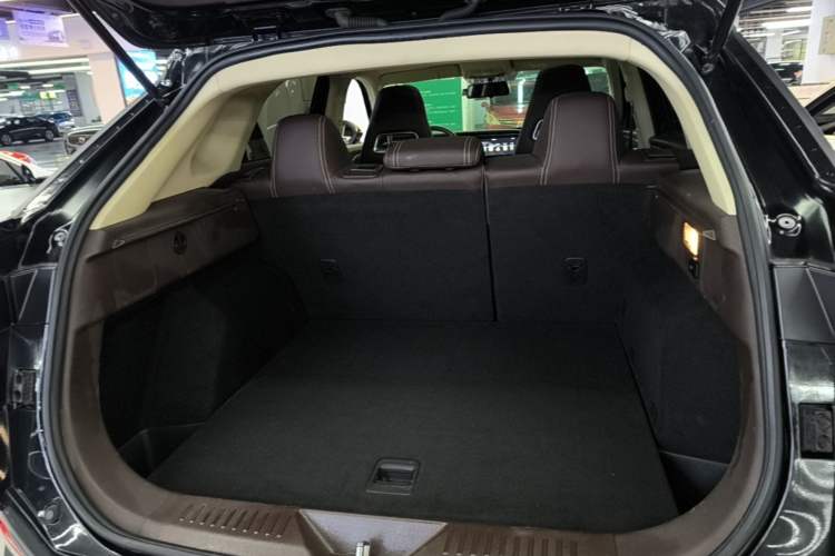Used Bestune T77 2020 PRO 280 TID Automatic Luxury Model Trunk