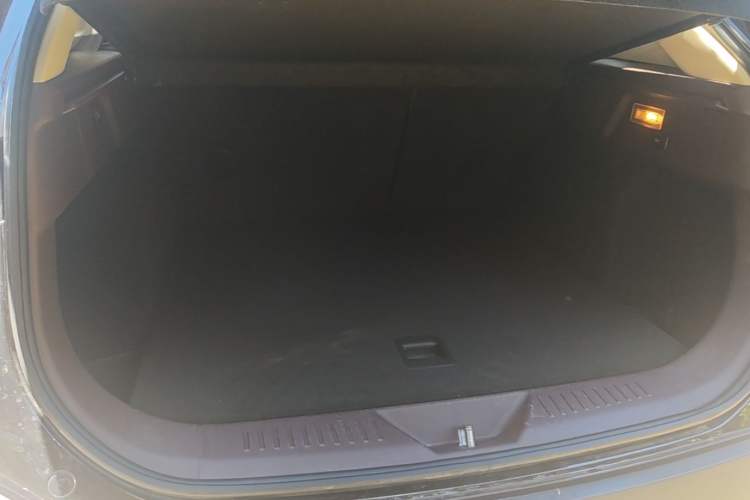 Used Bestune T77 2020 PRO 280 TID Automatic Luxury Model Trunk