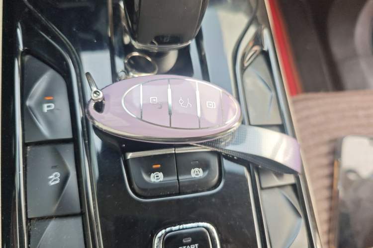 Used Bestune T77 2020 PRO 280 TID Automatic Prestige Model Vehicle Key