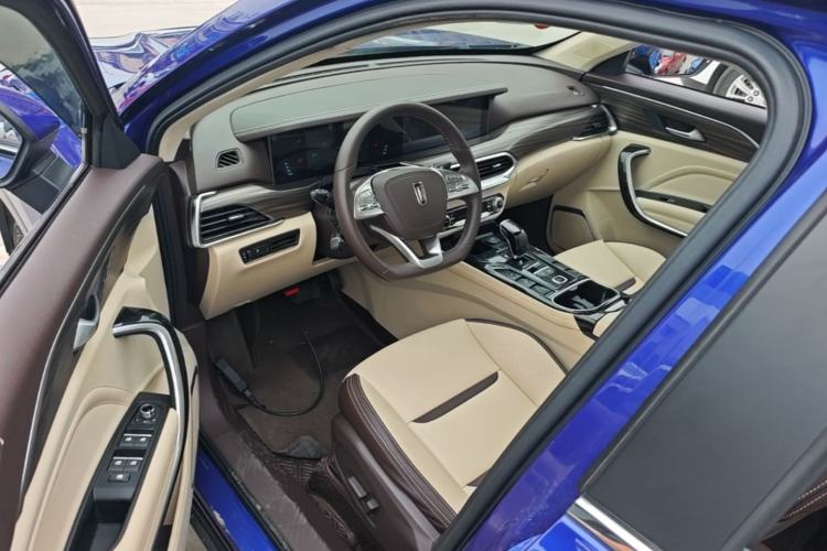 Used Bestune T77 2020 PRO 280 TID Automatic Luxury Model Driver Seat