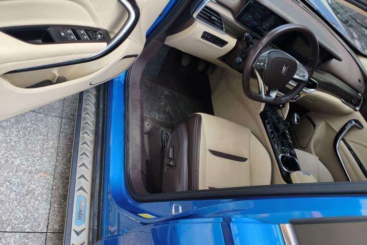 Used Bestune T77 2020 PRO 280 TID Manual Luxury Model Interior 3