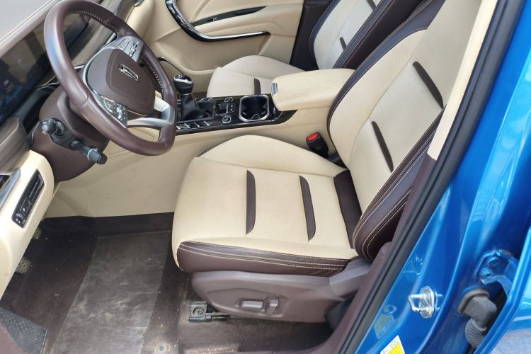 Used Bestune T77 2020 PRO 280 TID Manual Luxury Model Left Front Seat