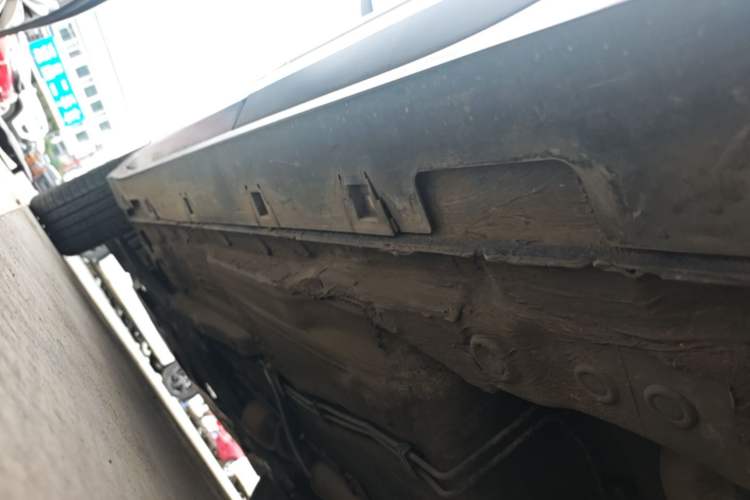 Used Bestune T77 2020 PRO 280 TID Automatic Luxury Model Left Side Sill