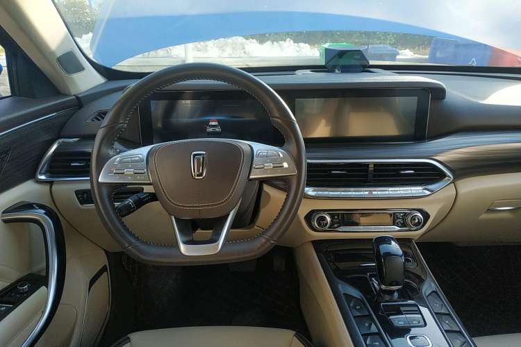 Used Bestune T77 2020 PRO 280 TID Automatic Prestige Model Steering Wheel