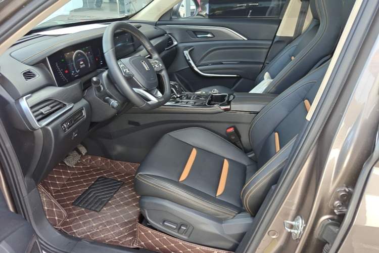 Used Bestune T77 2020 PRO 280 TID Automatic Luxury Model Left Front Seat