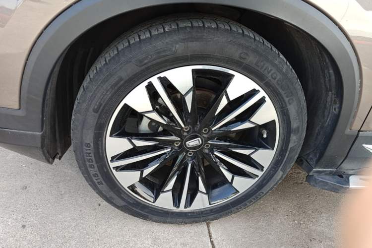 Used Bestune T77 2020 PRO 280 TID Automatic Luxury Model Left Front Wheel Hub