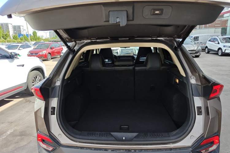 Used Bestune T77 2020 PRO 280 TID Automatic Luxury Model Trunk
