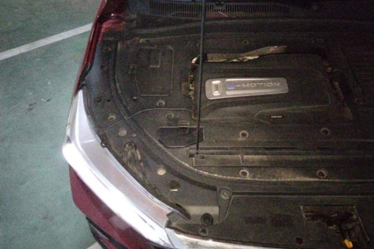 Used Bestune T77 2020 PRO 280 TID Automatic Luxury Model Engine Bay Right