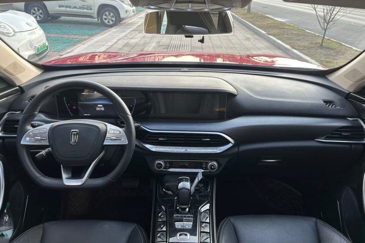 Used Bestune T77 2020 PRO 280 TID Automatic Luxury Model Exterior 5