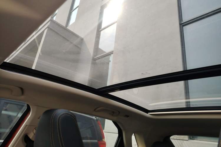 Used Bestune T77 2020 PRO 280 TID Automatic Luxury Model Headliner