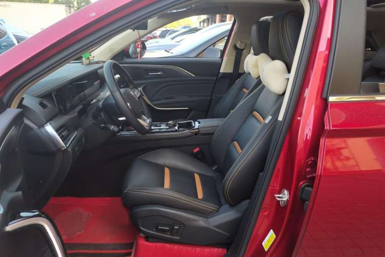 Used Bestune T77 2020 PRO 280 TID Automatic Luxury Model Left Front Seat